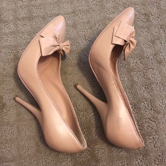 Bottega Veneta Nude Heels - Picture 4 of 5